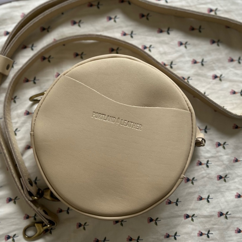 PLG strap modified bone small circle - image 1